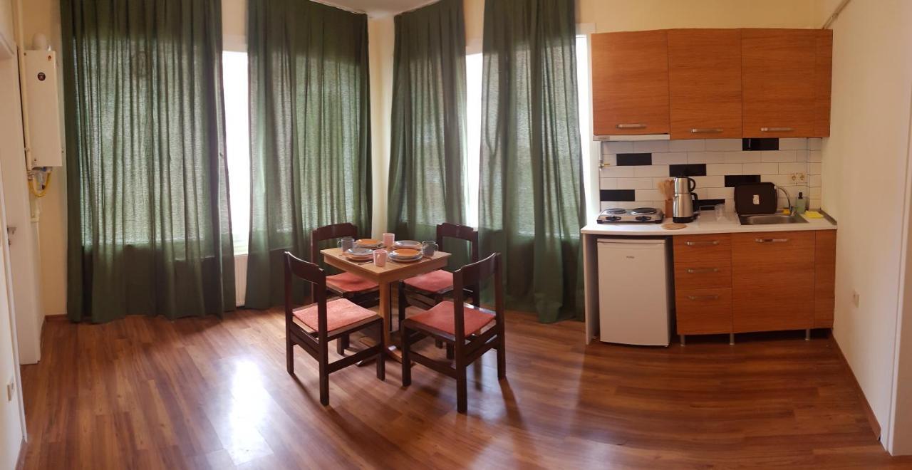 Taila Apartments Istanbul Exterior photo